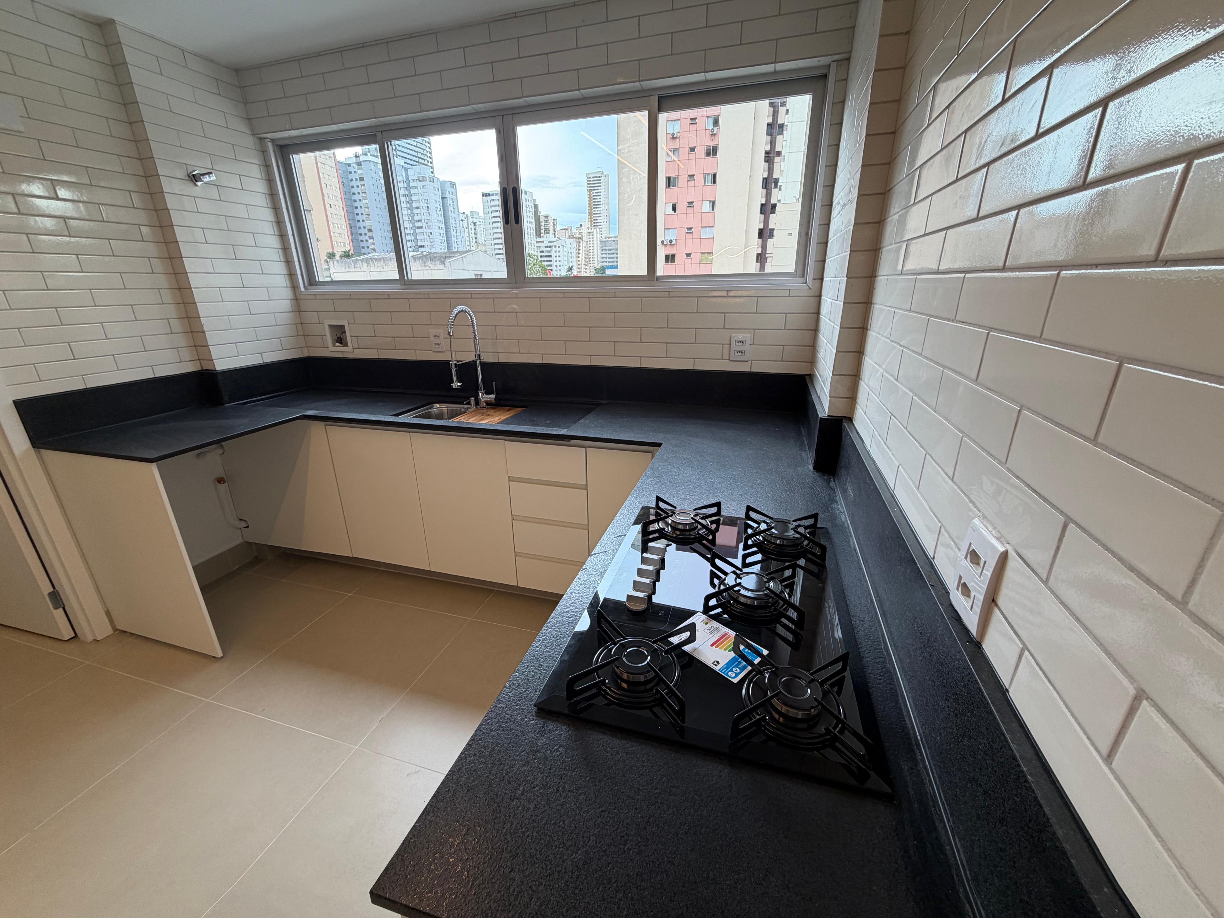 Apartamento Reformado 160m² - Edifício Grécia - Setor Oeste