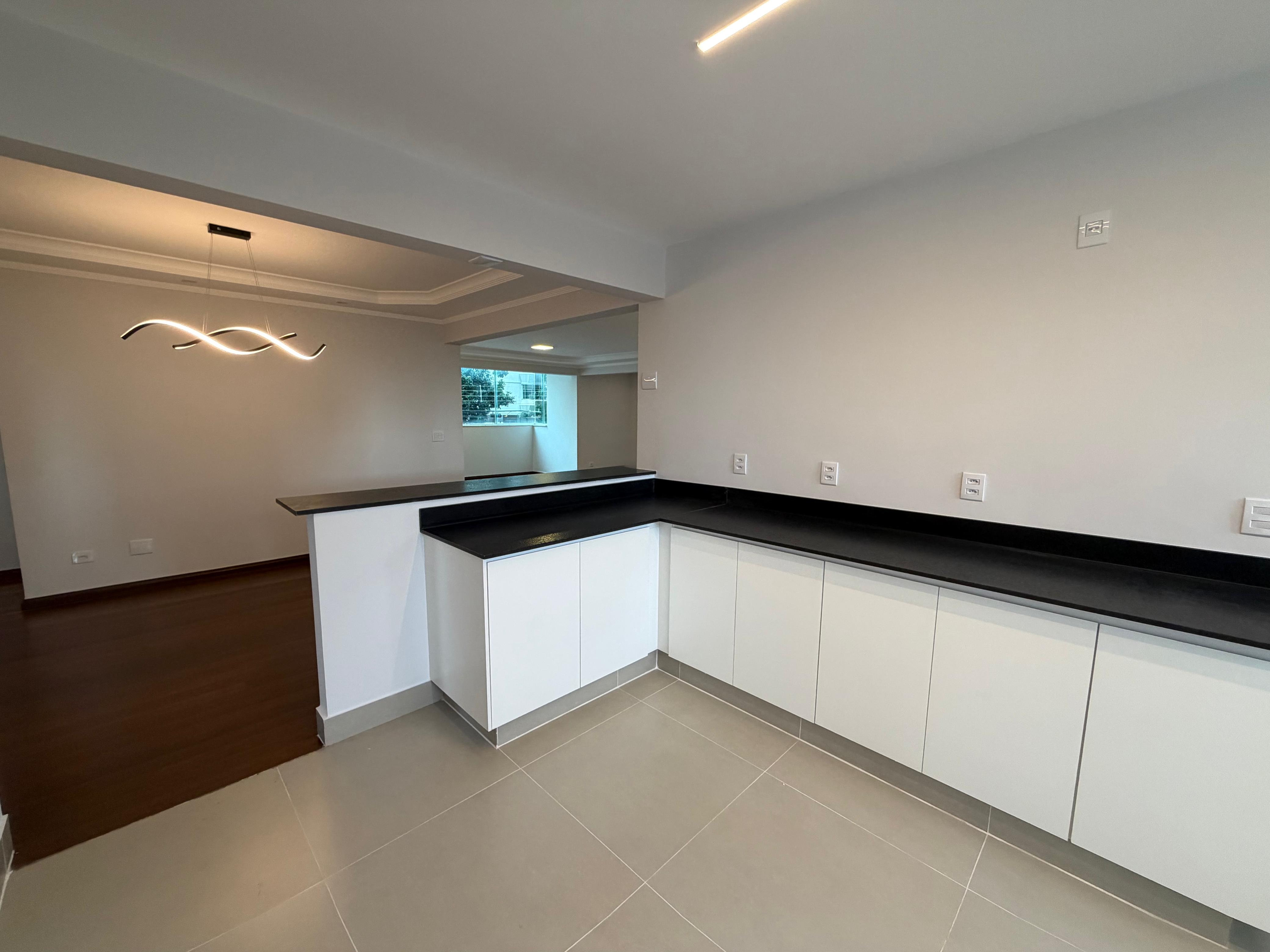 Apartamento Reformado 160m² - Edifício Grécia - Setor Oeste