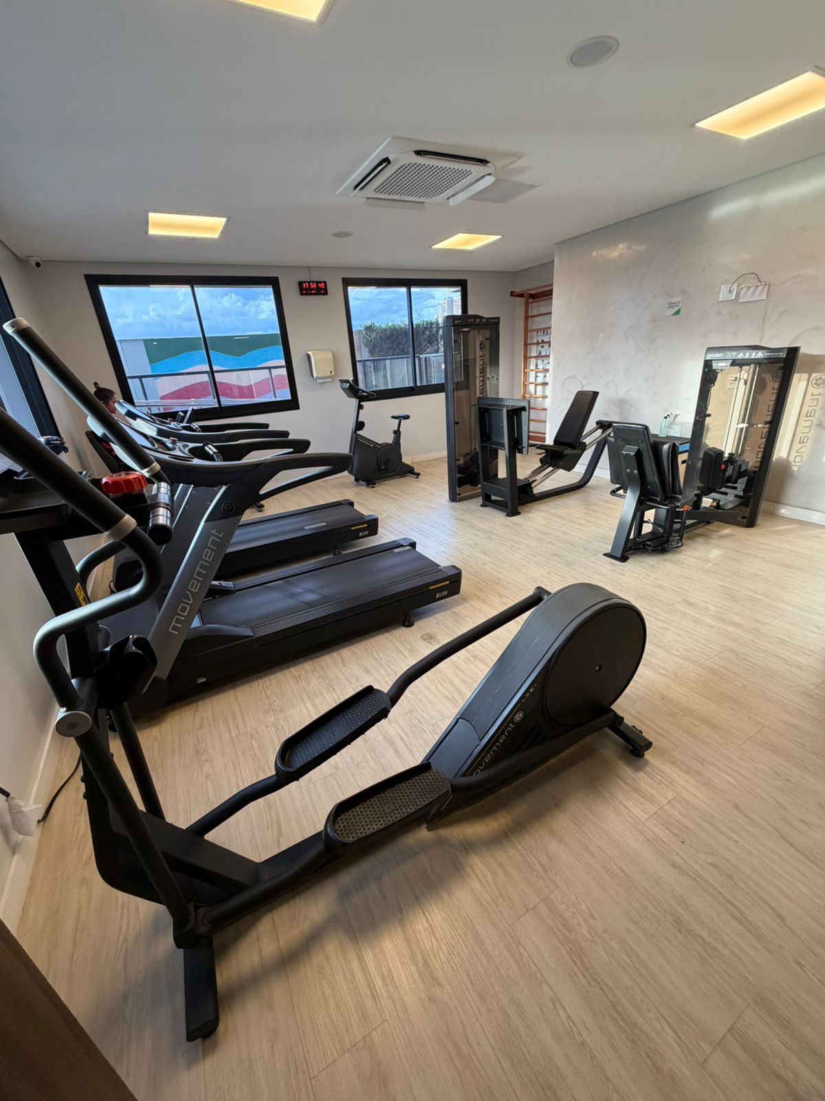 Apartamento Alto Padrão no Residencial Jardim Bueno - 3 Suítes com Armários, Projeto Luminotécnico e Churrasqueira Gourmet