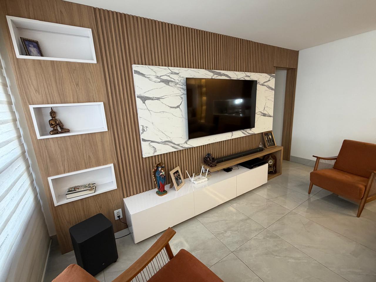 Apartamento Alto Padrão no Residencial Jardim Bueno - 3 Suítes com Armários, Projeto Luminotécnico e Churrasqueira Gourmet