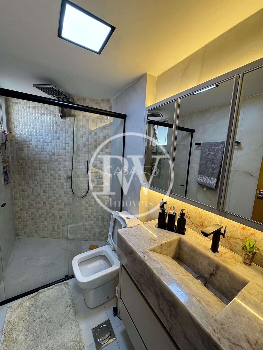 Apartamento Reformado à Venda no Edifício Valence – Setor Bueno, Goiânia