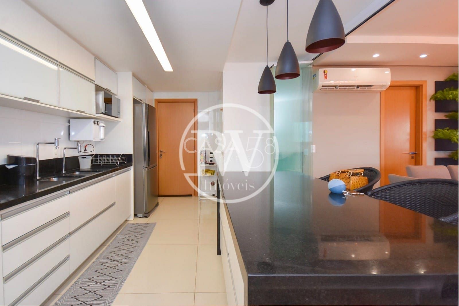 Apartamento à venda no Jardim Goiás, Goiânia – 3 Suítes, 150m², Alto Padrão