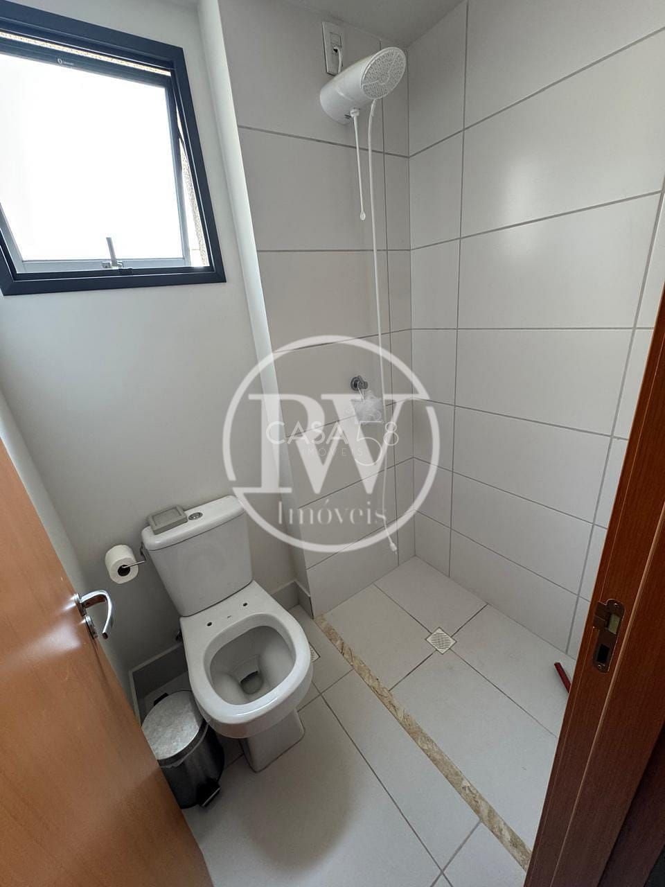 Apartamento à venda no Setor Bueno – 3 suítes, 87m², varanda estendida, 2 vagas