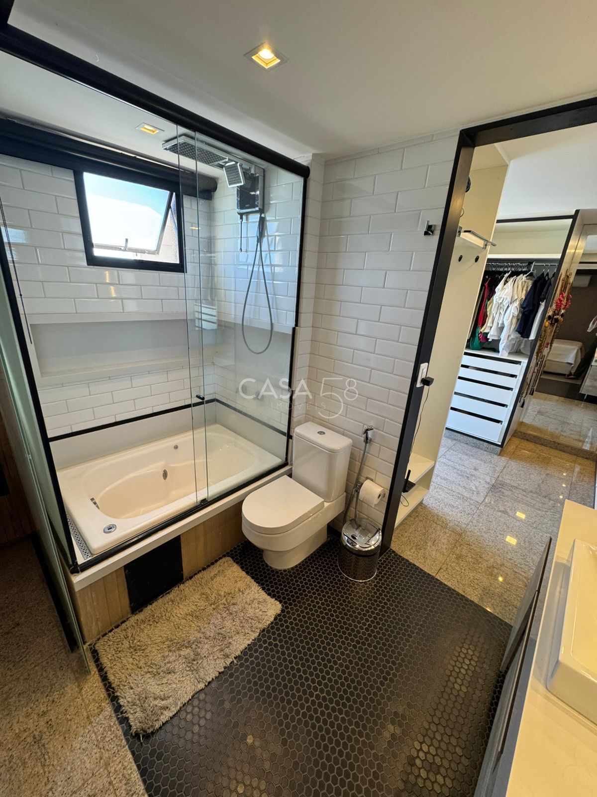 Apartamento a venda, 2 quartos sendo 2 suítes