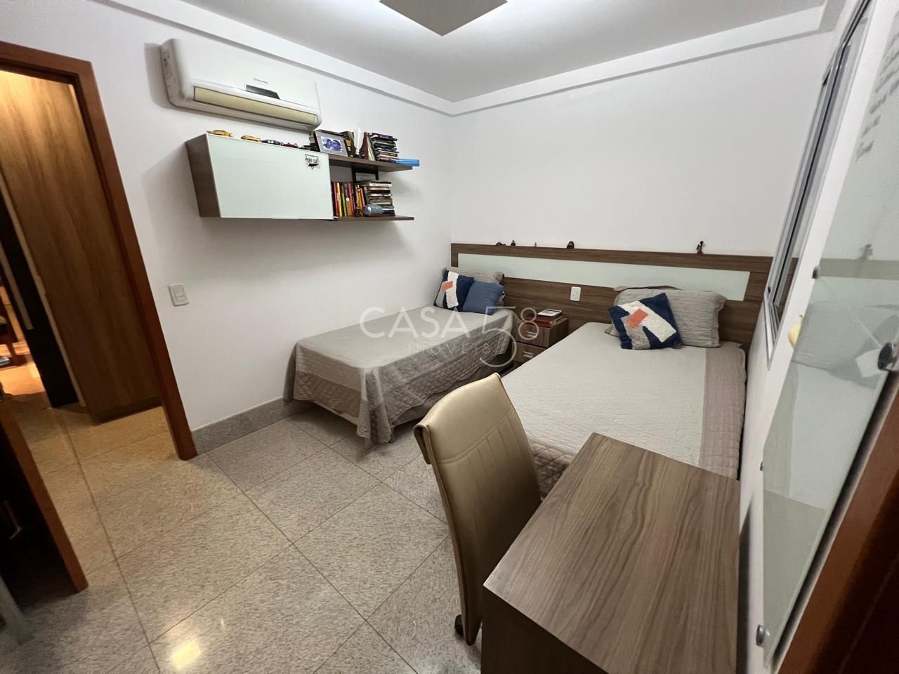 Apartamento Mobiliado no Residencial Gran Swiss – 4 Suítes – 3 Vagas, Escaninho
