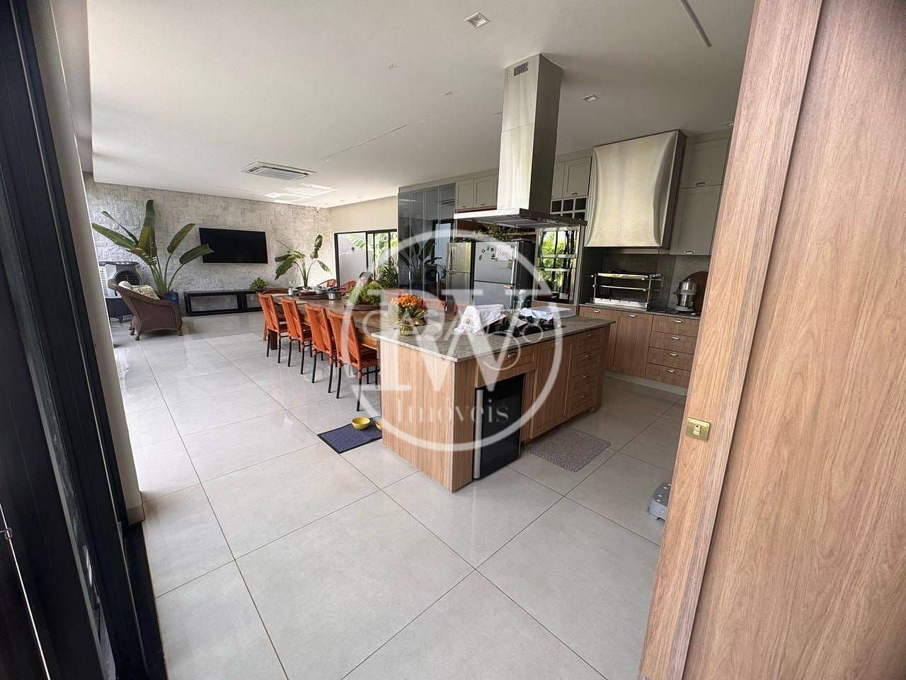 Casa Térrea de Alto Padrão à Venda no Jardim América, 5 Suítes 505m² de Terreno