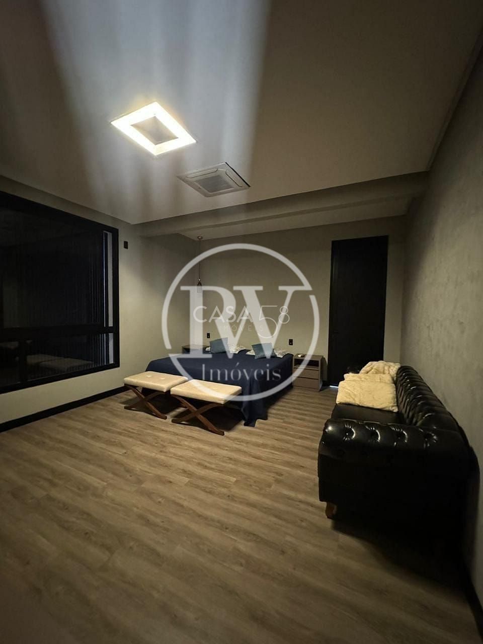 Sobrado de Alto Padrão no Jardins Itália – 460 m² construído | Lote de 582 m²