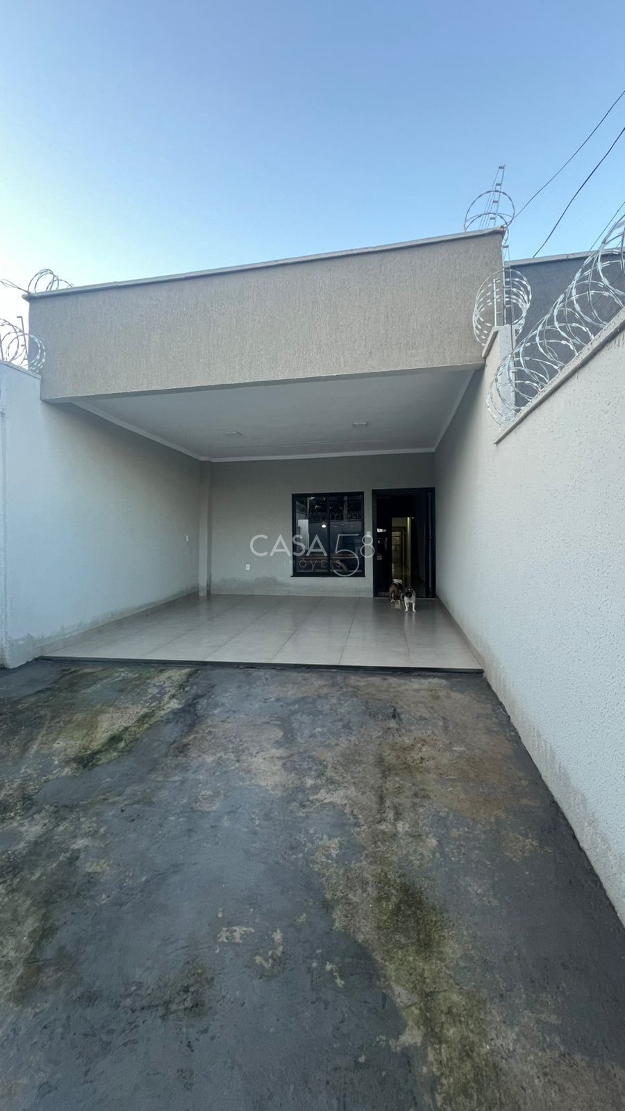 Casa moderna e aconchegante à venda no Jardim Novo Mundo – Goiânia