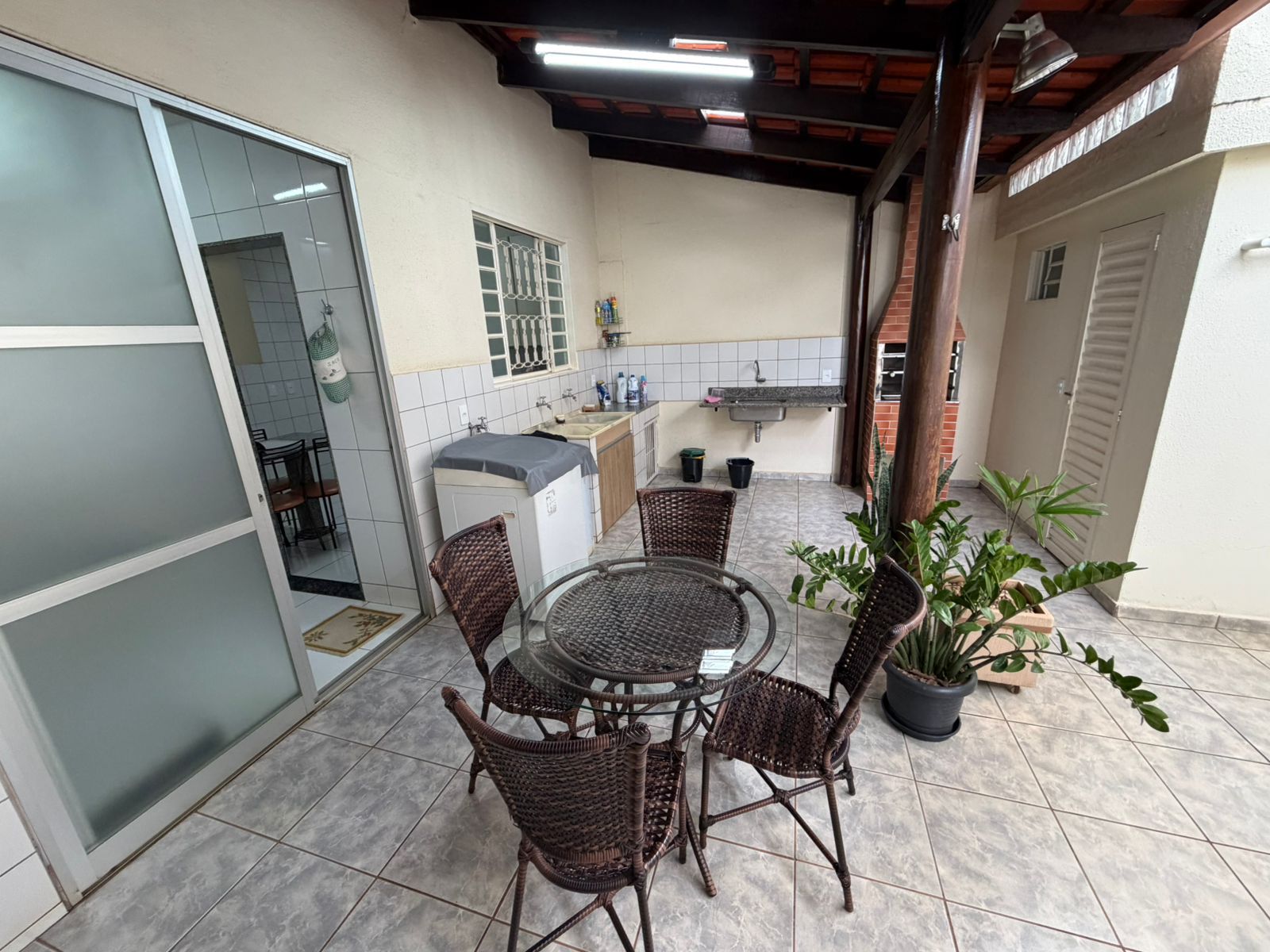 Sobrado em Condomínio no Parque Anhanguera - 3 quartos / 1 suíte / 125m²