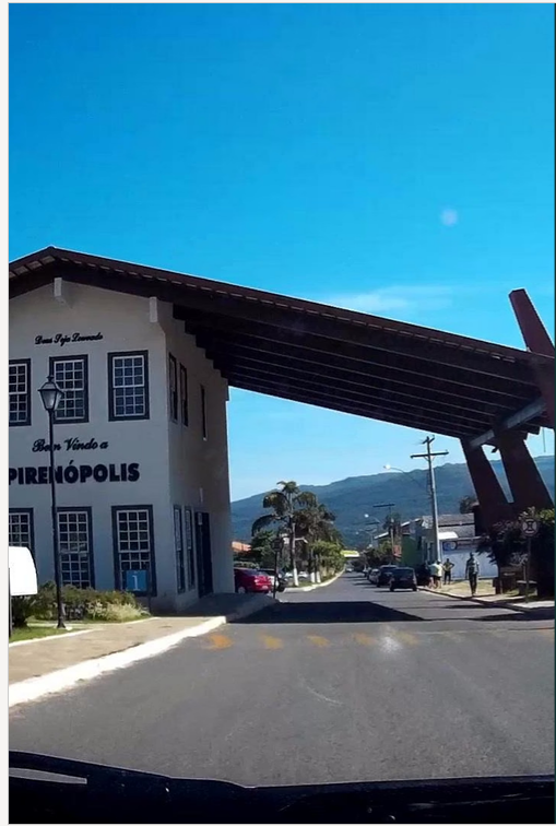 Área á Venda - Comercial e Residencial em Pirenópolis
