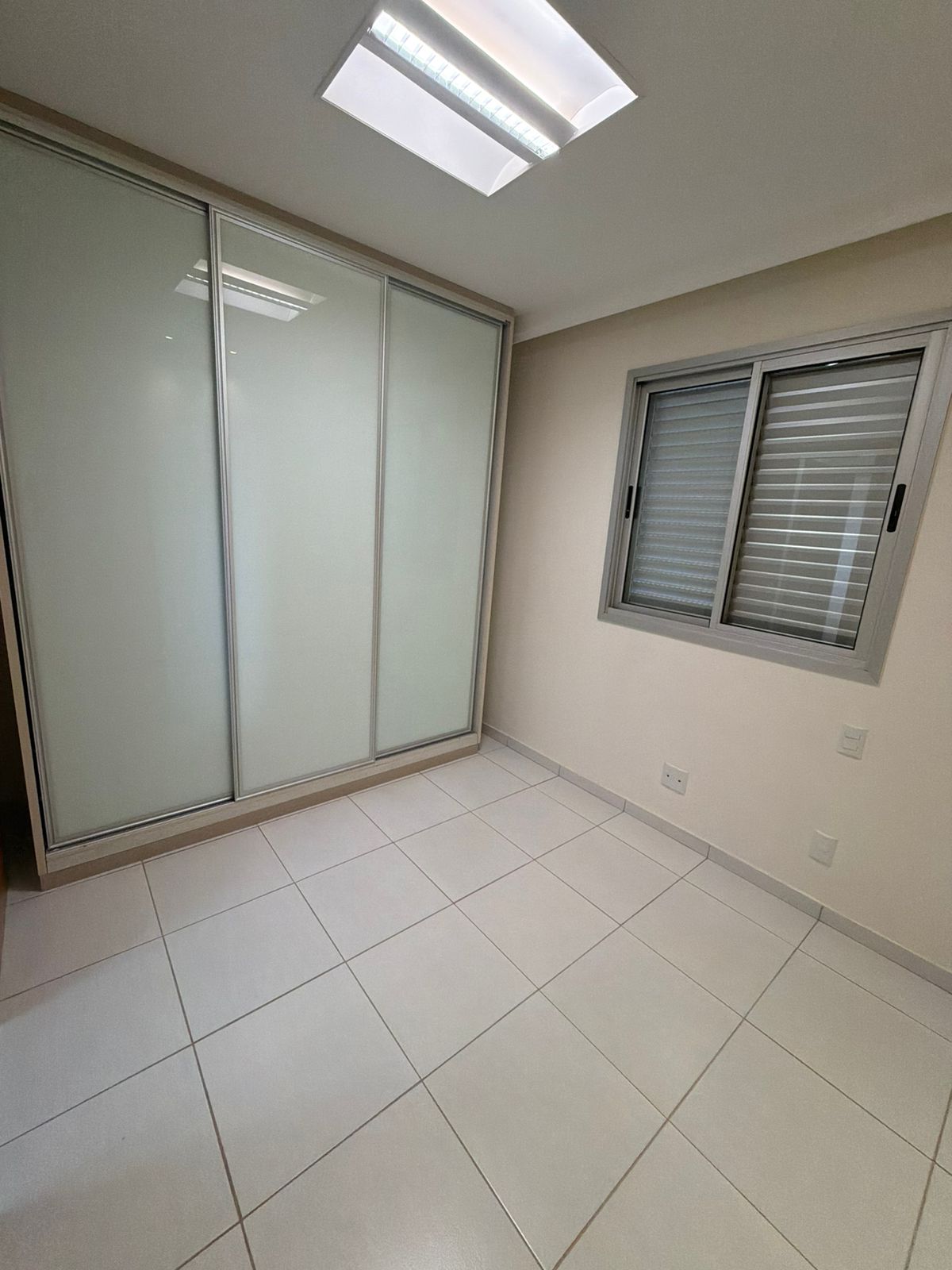 Apto à venda no Residencial Viva Sudoeste / 3 quartos / 1 suíte / 81 m²