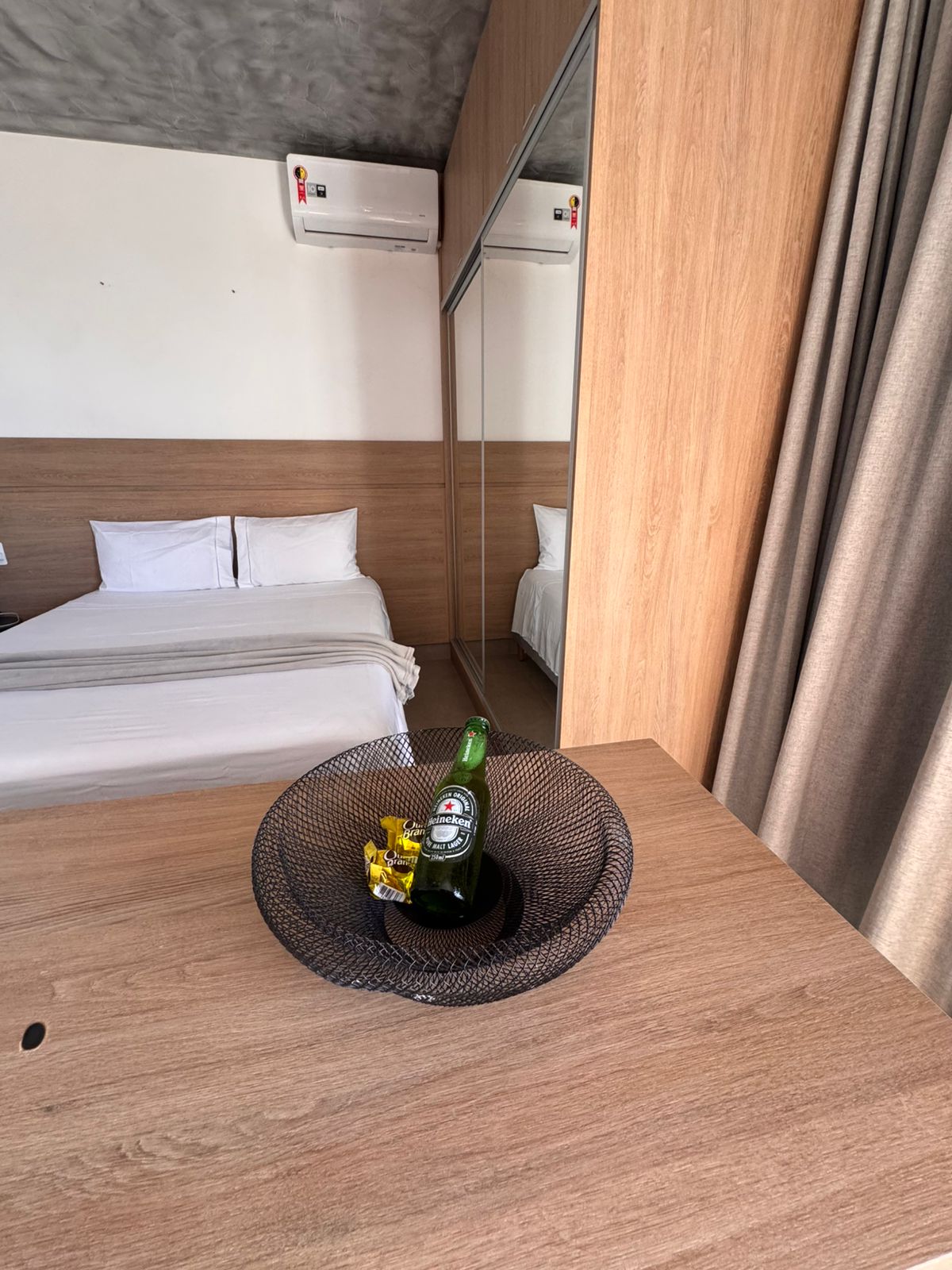 Flat para aluguel / mobiliado / 1 vaga / predio novo / rooftop no 38º / jacuzzi / piscina