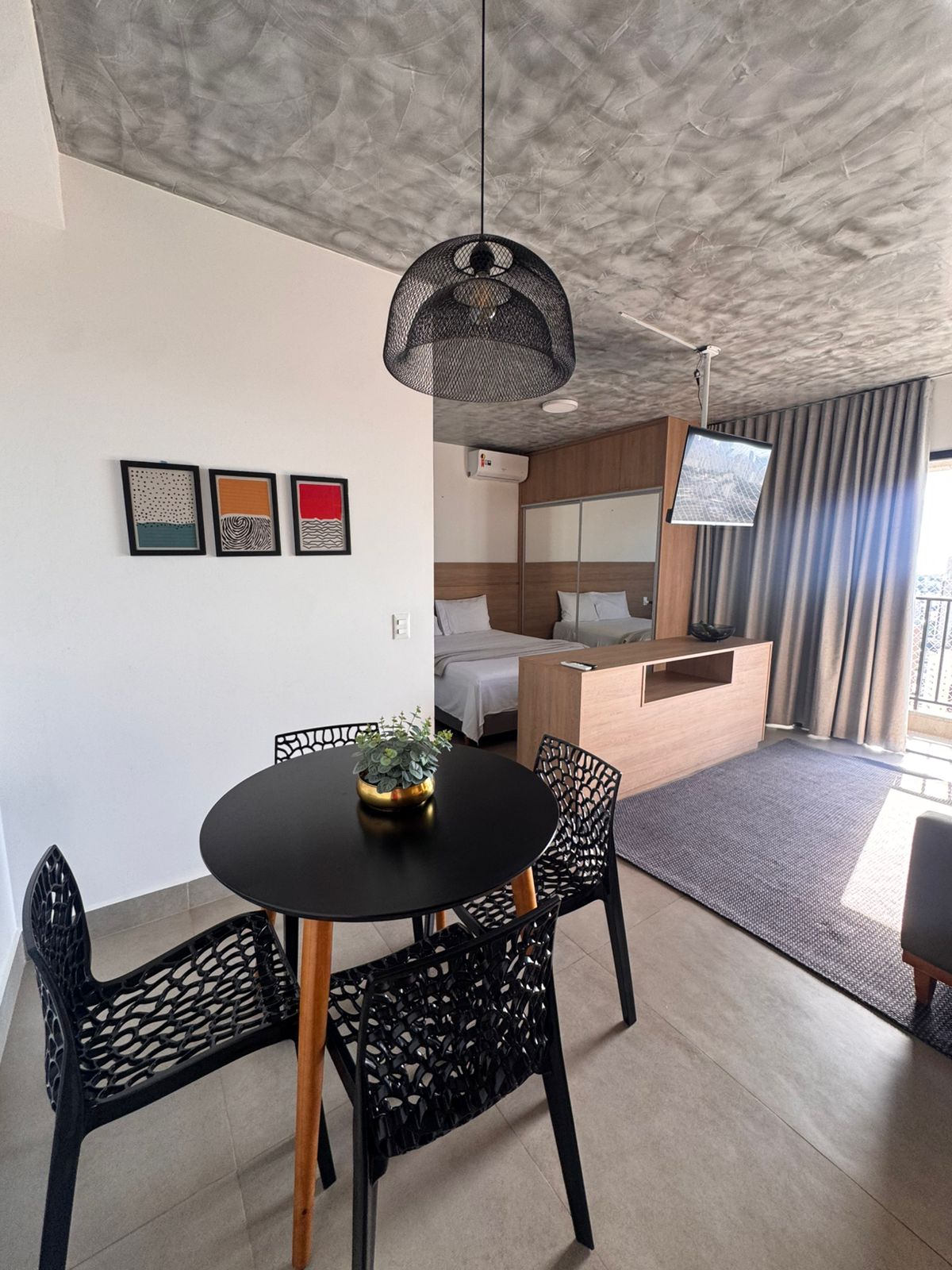 Flat para aluguel / mobiliado / 1 vaga / predio novo / rooftop no 38º / jacuzzi / piscina