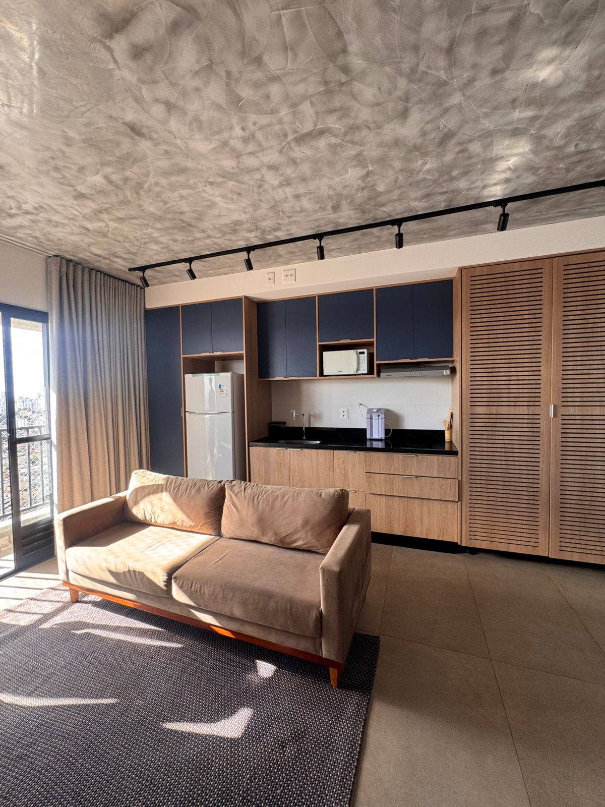 Flat para aluguel / mobiliado / 1 vaga / predio novo / rooftop no 38º / jacuzzi / piscina