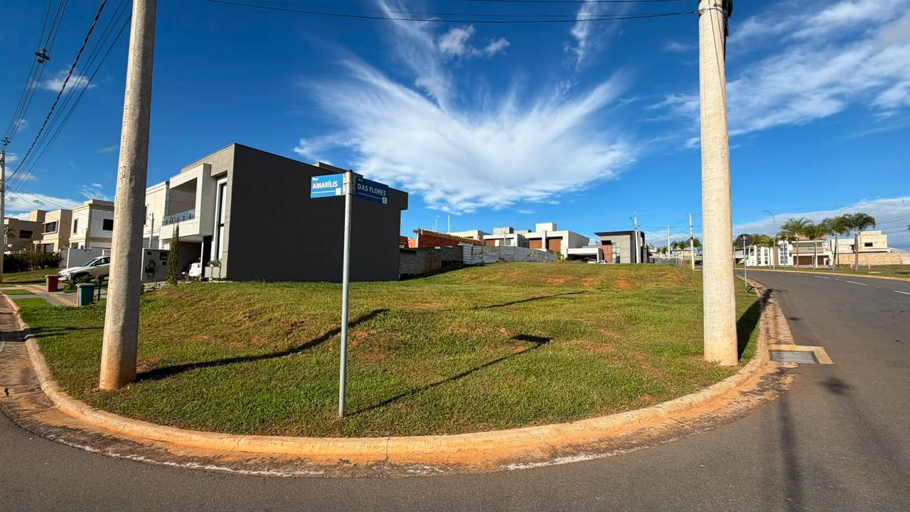 Venda de terreno condominio fechado / Jardins Capri / FGR / com agio / financiamento direto