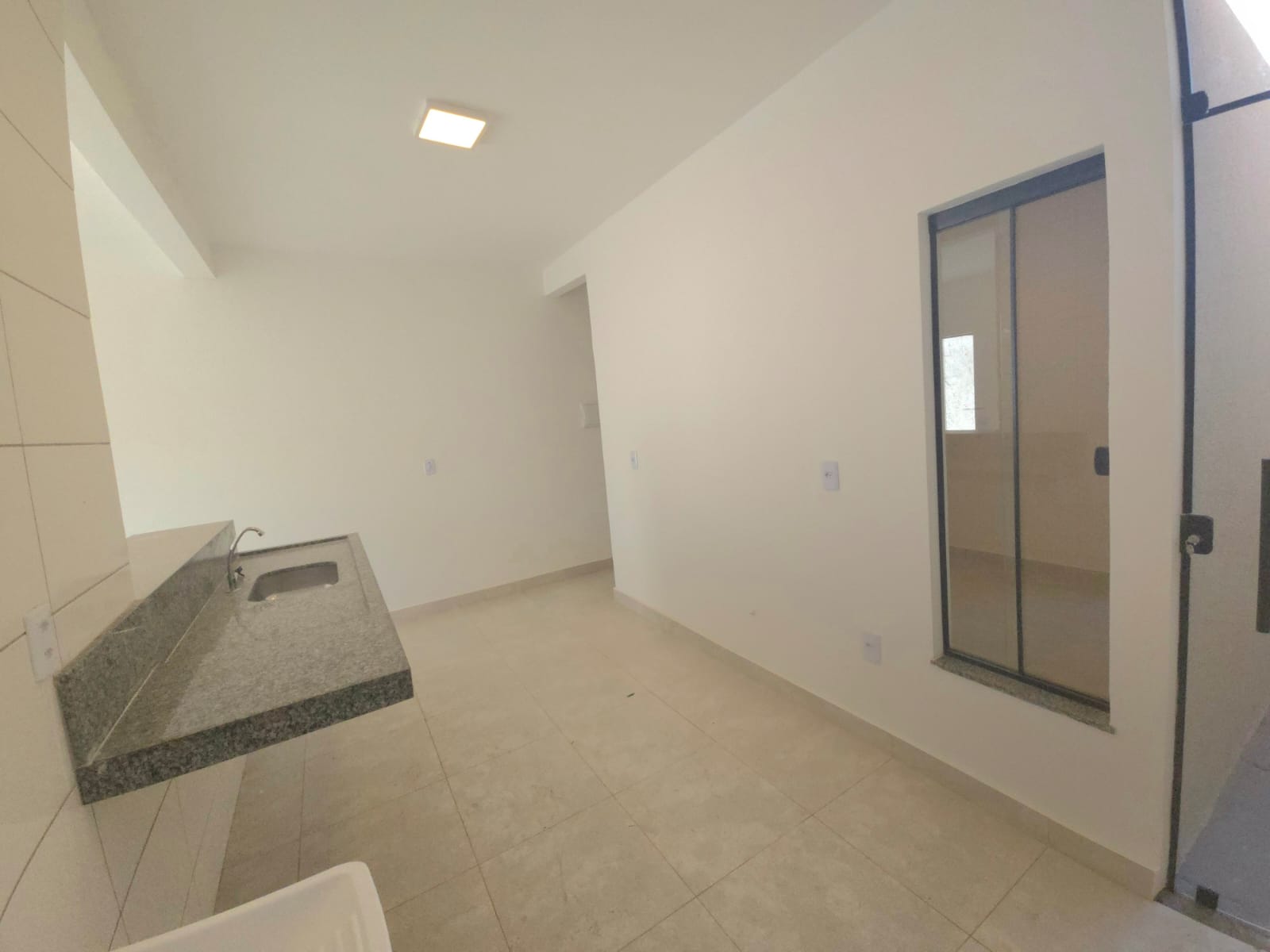 Casa com 2 quartos a venda / GO 040 / próximo ao Madre Germana e terminal Maranata / Goiania