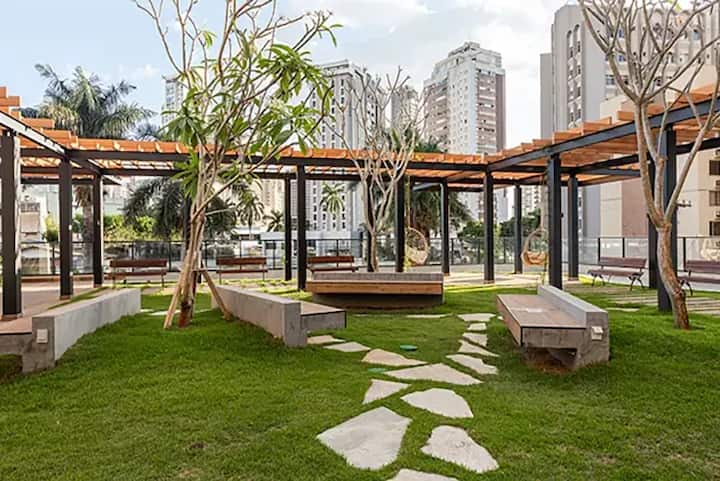 Apartamento à venda ou aluguel Setor Oeste / 2 suites / lavabo / 2 vagas / 72m² / andar alto / prédio novo / mobiliado