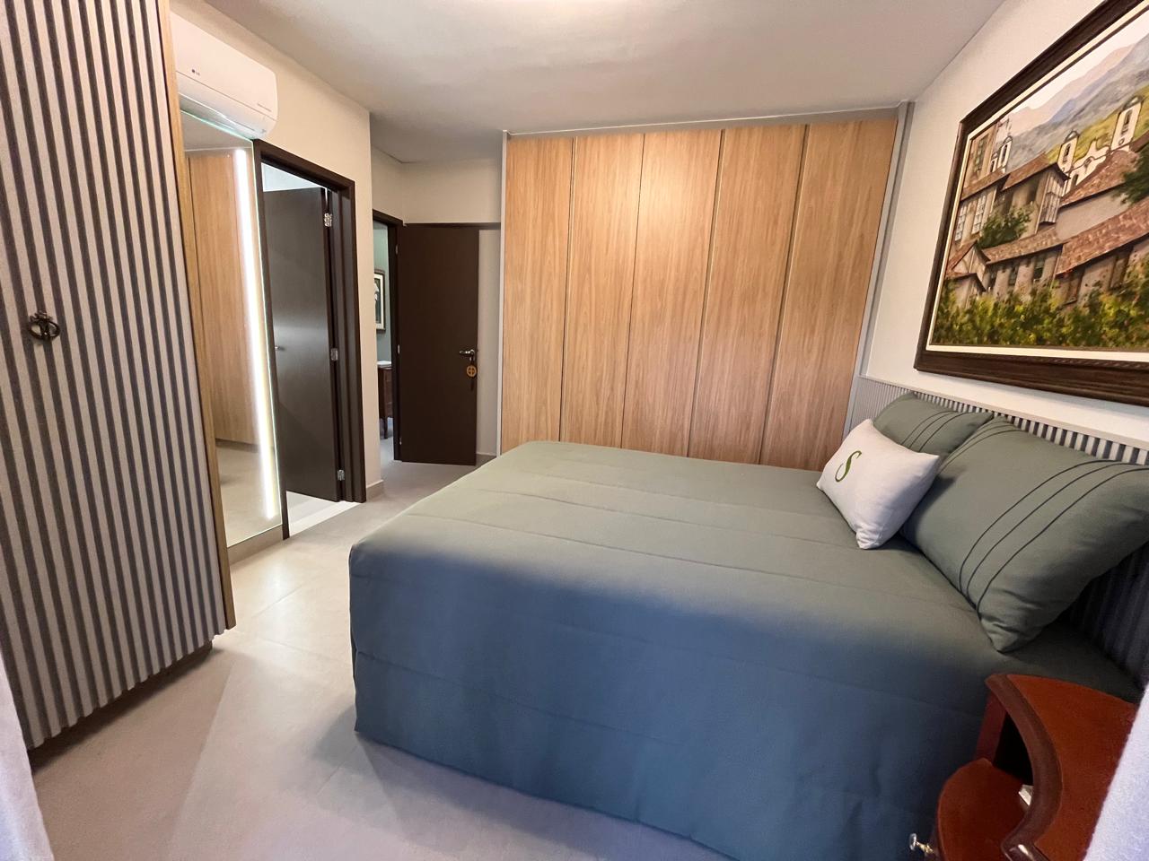 Apartamento à venda Setor Bueno / 87 m² / 02 suítes / lavabo e varanda / com vista privilegiada para o Parque Vaca Brava / 2 vagas / mobiliado