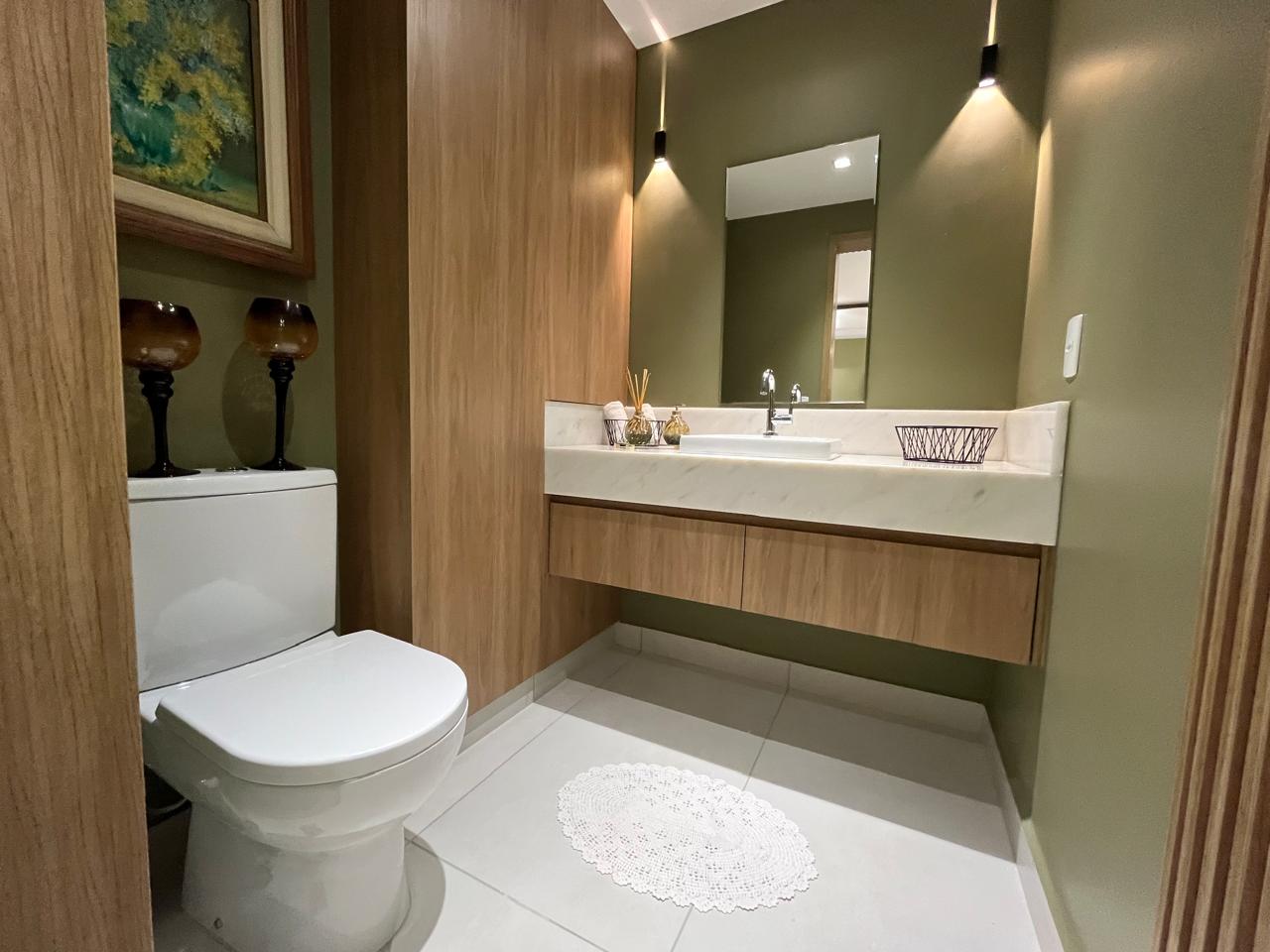 Apartamento à venda Setor Bueno / 87 m² / 02 suítes / lavabo e varanda / com vista privilegiada para o Parque Vaca Brava / 2 vagas / mobiliado
