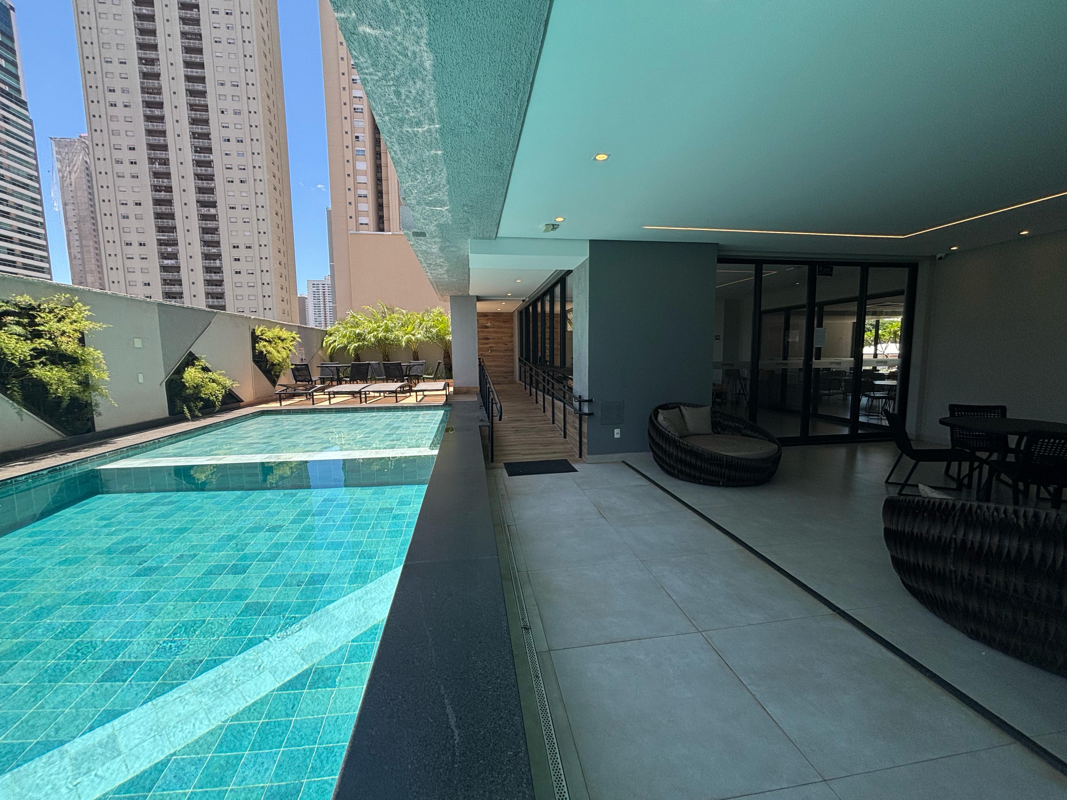 Apartamento à venda Setor Bueno / 87 m² / 02 suítes / lavabo e varanda / com vista privilegiada para o Parque Vaca Brava / 2 vagas / mobiliado