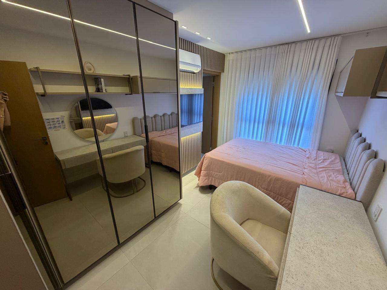 Apartamento de Alto Padrão à venda no Deck 23 Opus / 3 suítes / 204m² / 3 vagas / Mobiliado / Setor Bueno