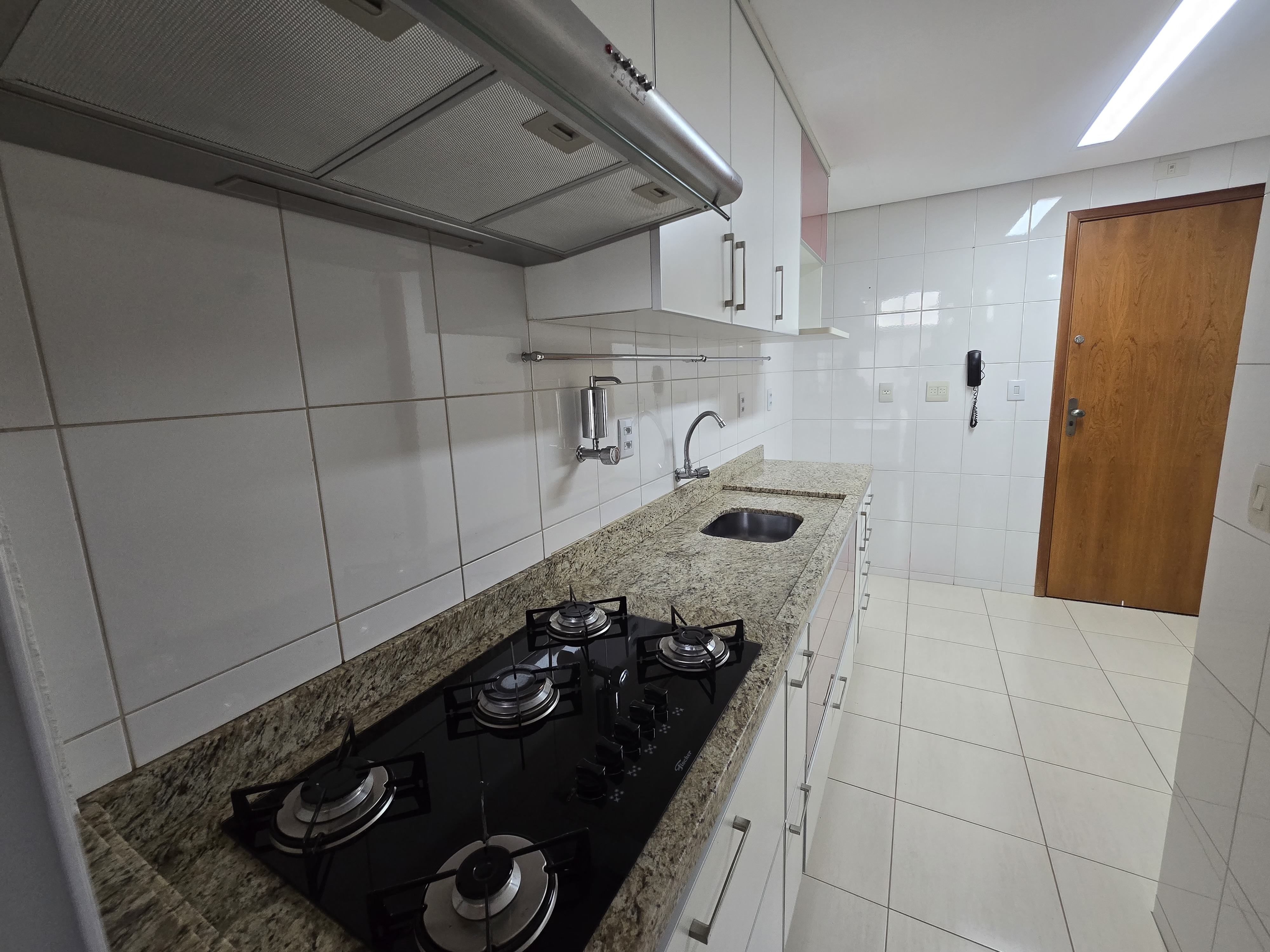 Aluguel de apartamento 3 quartos / Parque Amazonia / 2 vagas / escaninho / lazer completo / com garden no apartamento / 2 cozinhas