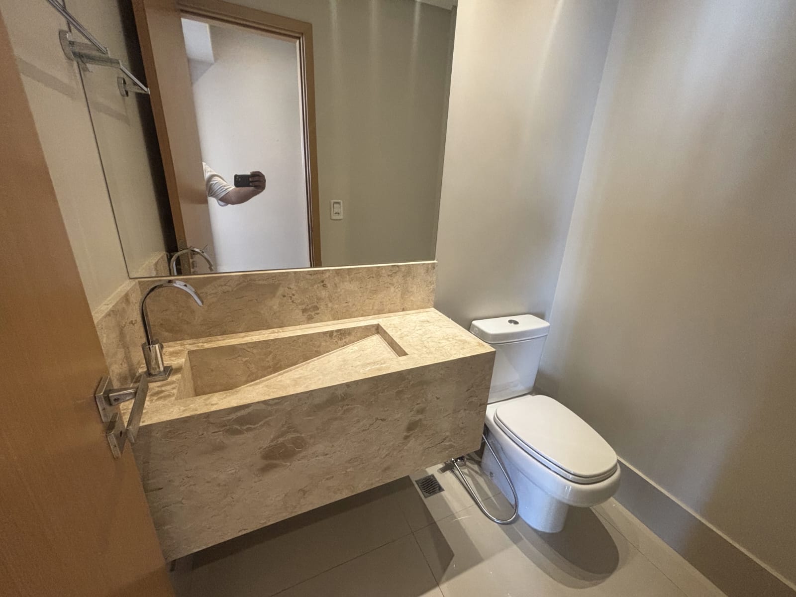 Apartamento à Venda no Edifício Âme Infinity Home / 3 suítes / 3 vagas / 153 m² / Setor Marista