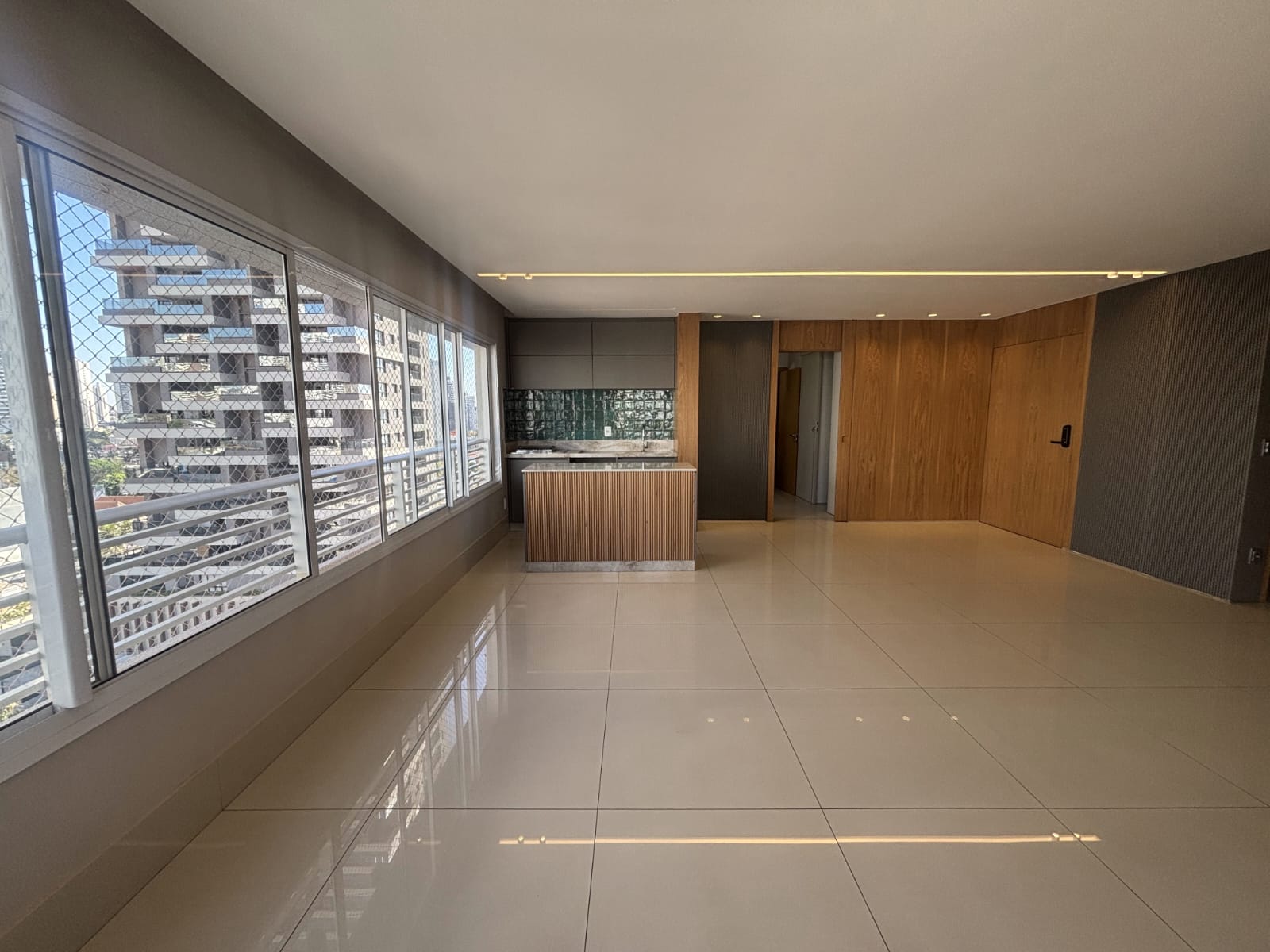 Apartamento à Venda no Edifício Âme Infinity Home / 3 suítes / 3 vagas / 153 m² / Setor Marista