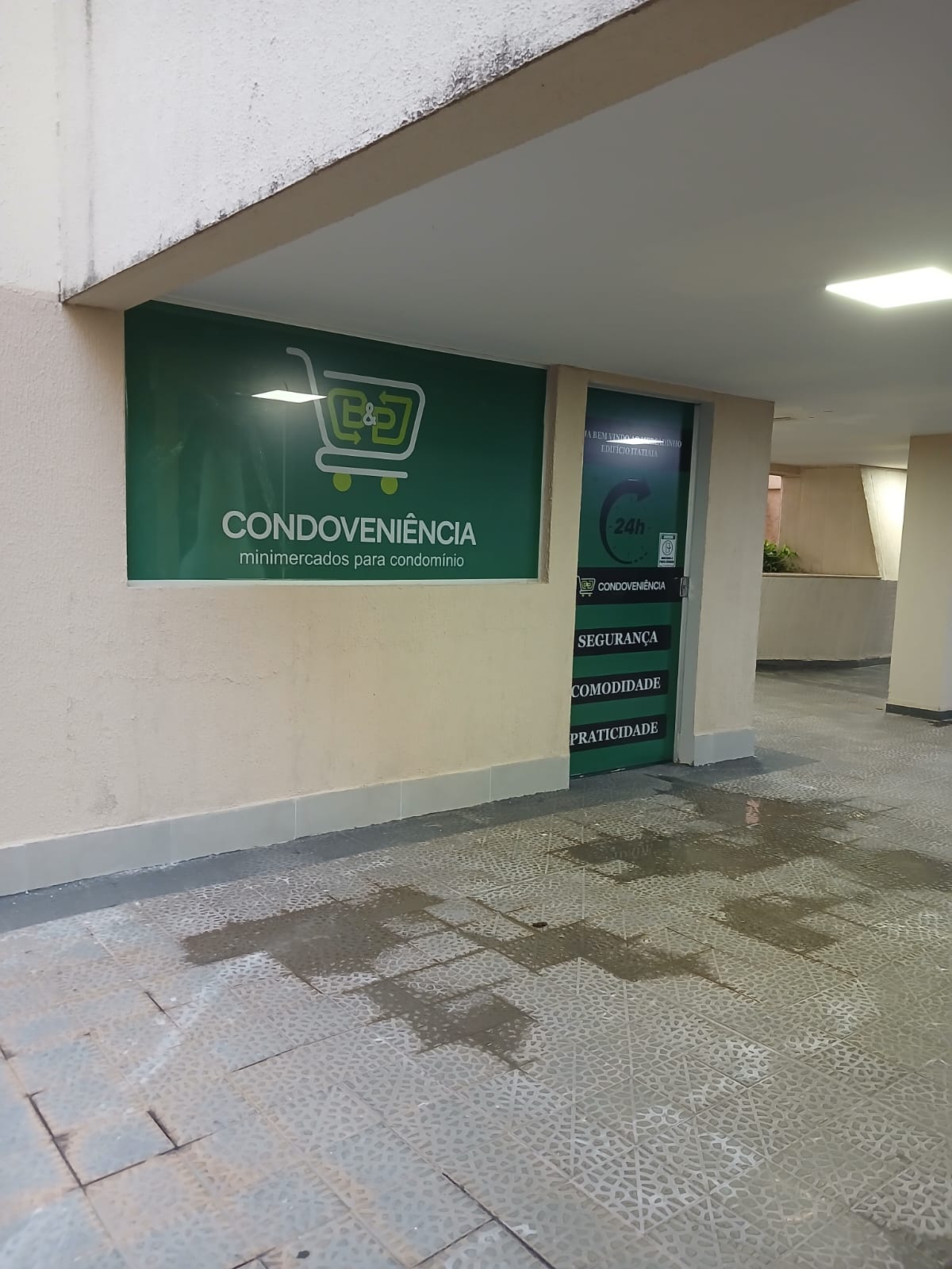 Apartamento à Venda no Edifício Itatiaia / 4 quartos / 1 suíte / 2 vagas / Setor Marista