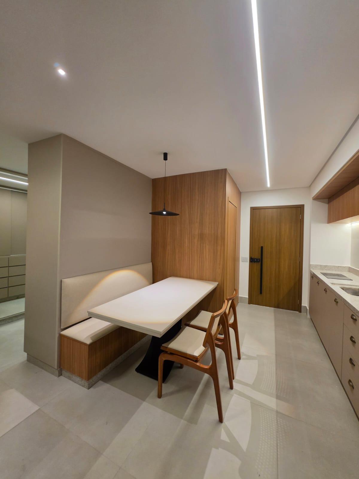 Apartamento à Venda no Azure Compact Life / 1 suíte / 53m² / Mobiliado / Setor Marista