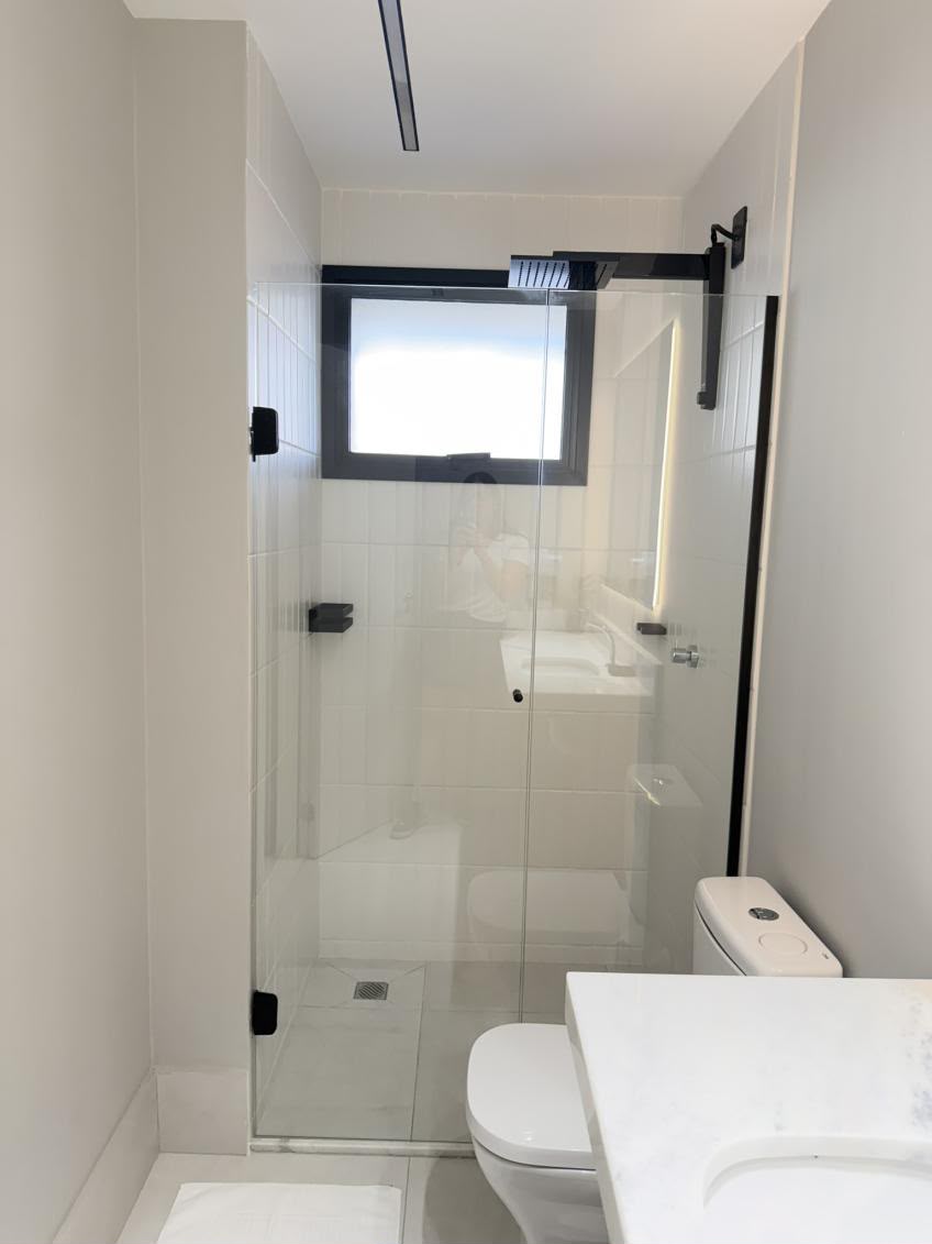 Apartamento à venda Setor Bueno / 2 suítes com lavabo / mobiliado / automatizado e comando de voz Alexa / pronto para Airbnb
