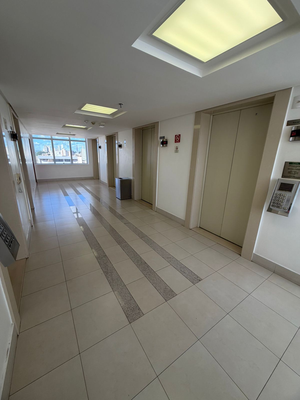 Sala comercial à venda no The Prime Tamandaré Office / 76 m² / Setor Oeste