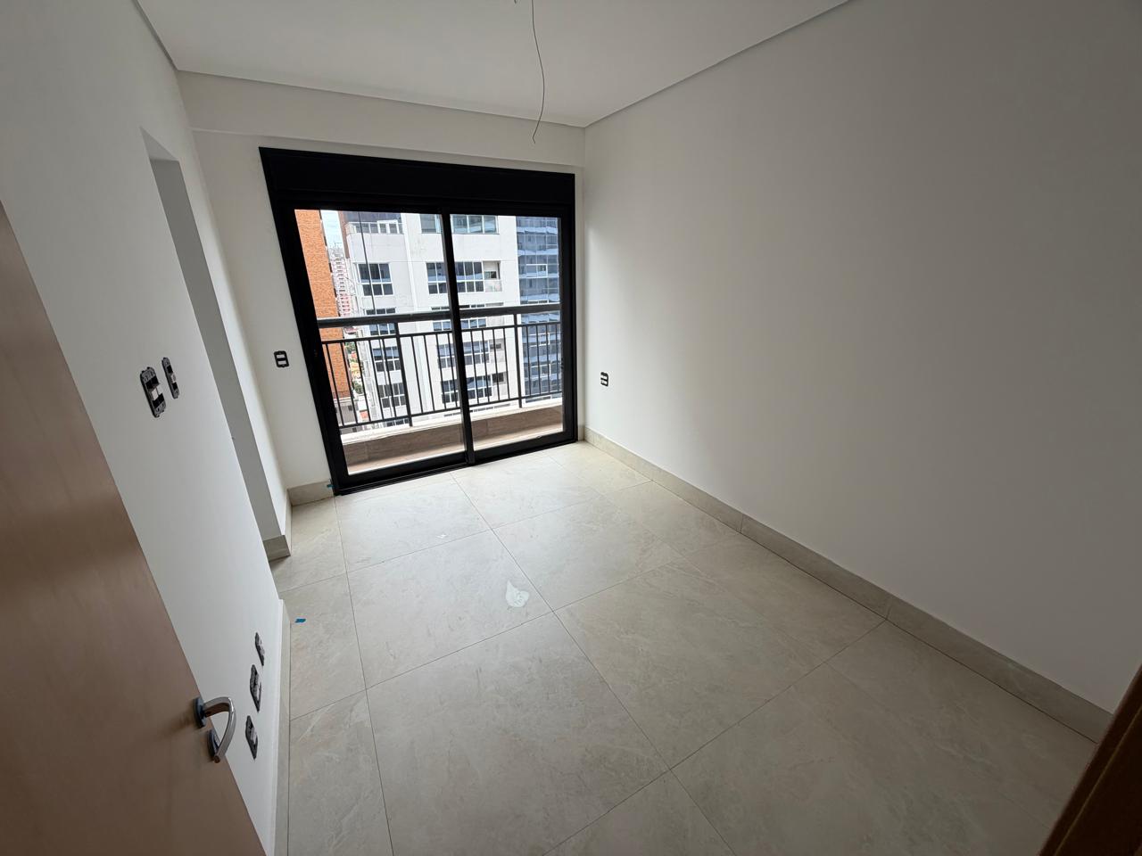 Apartamento Alto Padrão no Residencial Arte Verde - 4 Suítes Plenas com Elevador Privativo, Setor Marista