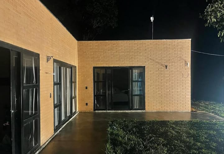 Sítio em Pirenópolis: Refúgio de Alto Padrão com Faturamento Comprovado (Mais de R$ 168 mil em 10 meses!)