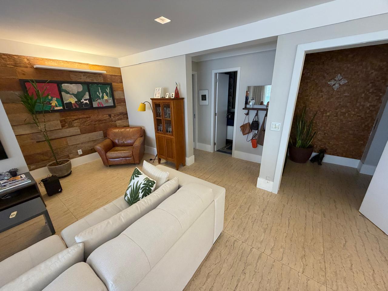 Apto no Chateau Bougainville Lifestyle com 3 suítes e 1 quarto no Marista