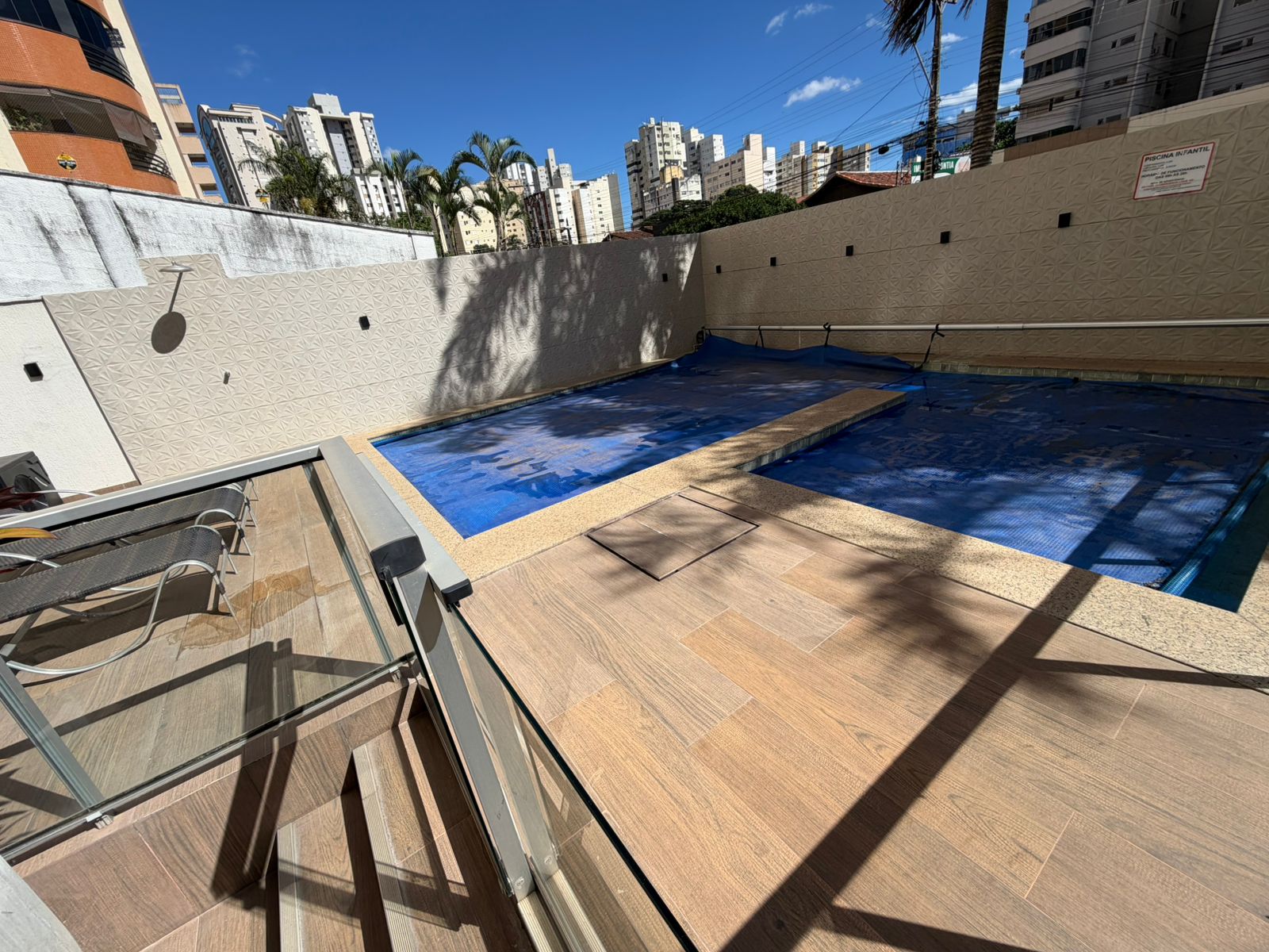 Apto no Residencial Príncipe de Gales de 3 quartos sendo 1 suíte na Nova Suíça