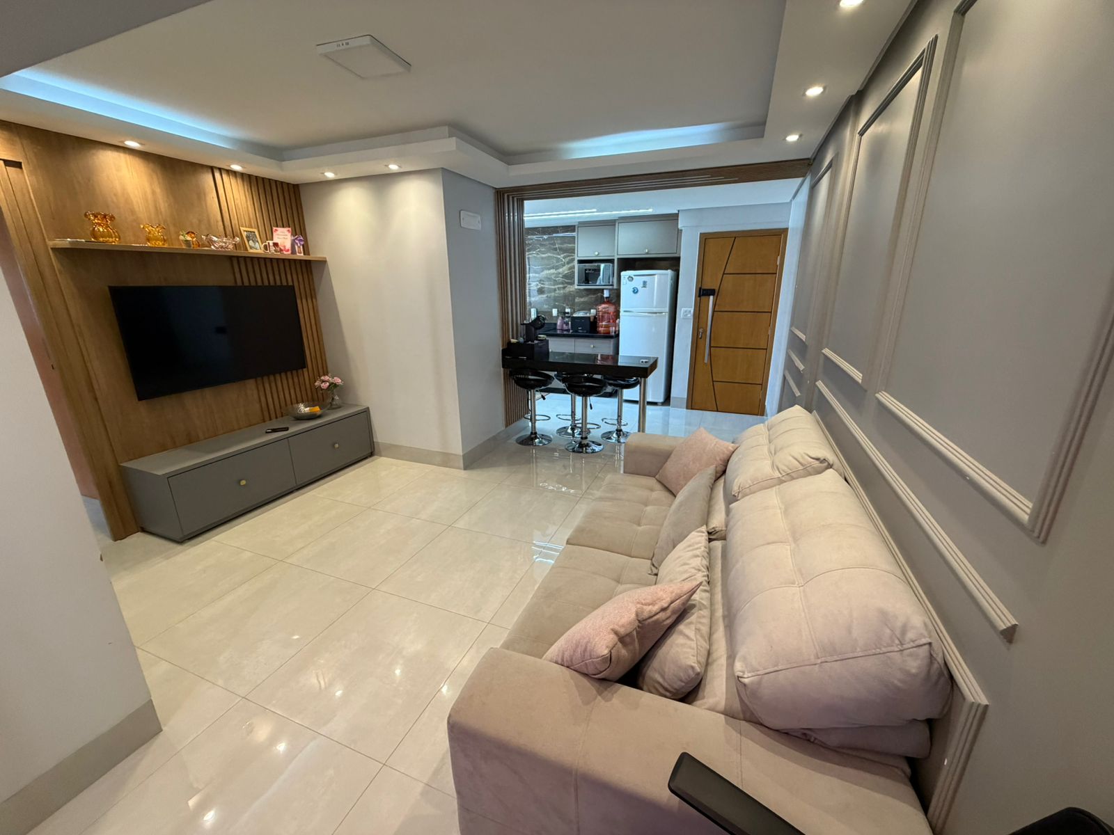Apto no Residencial Príncipe de Gales de 3 quartos sendo 1 suíte na Nova Suíça